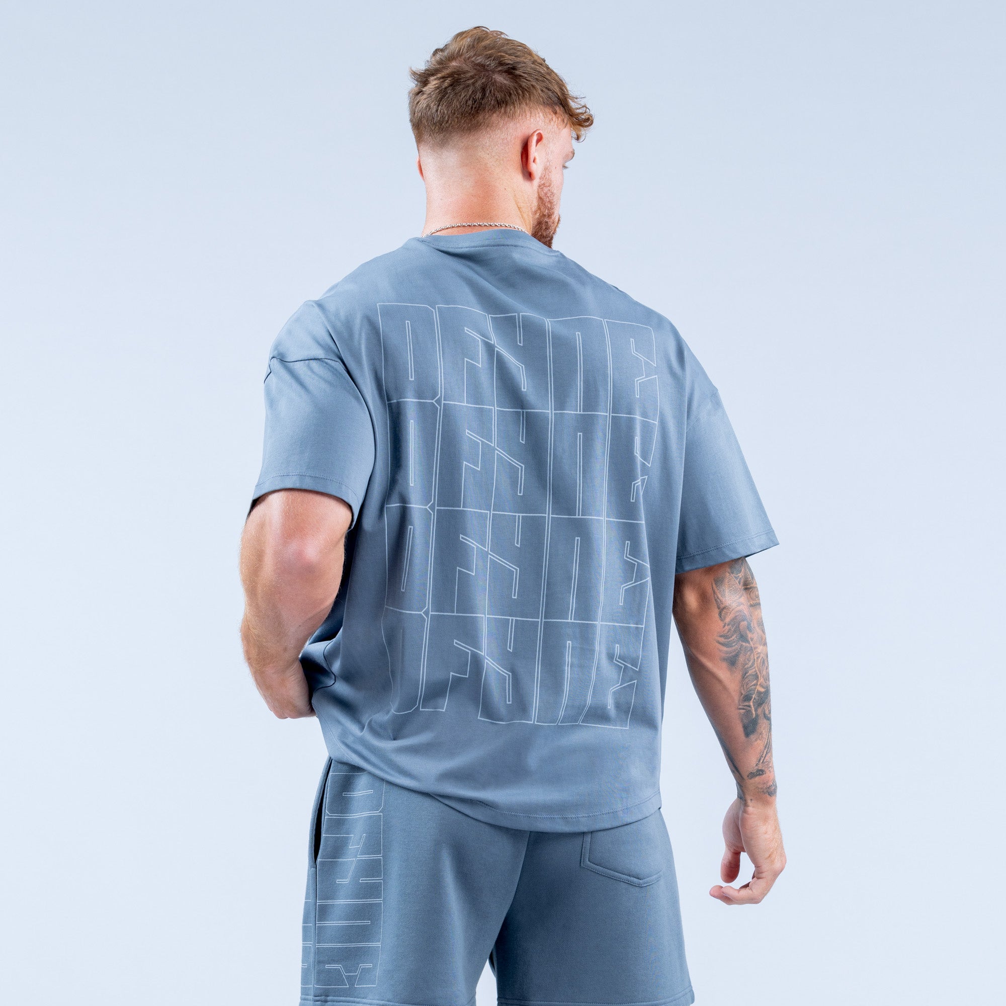 Camiseta DFYNE Recharge Graphic Hombre Gris | 8247-GHADI