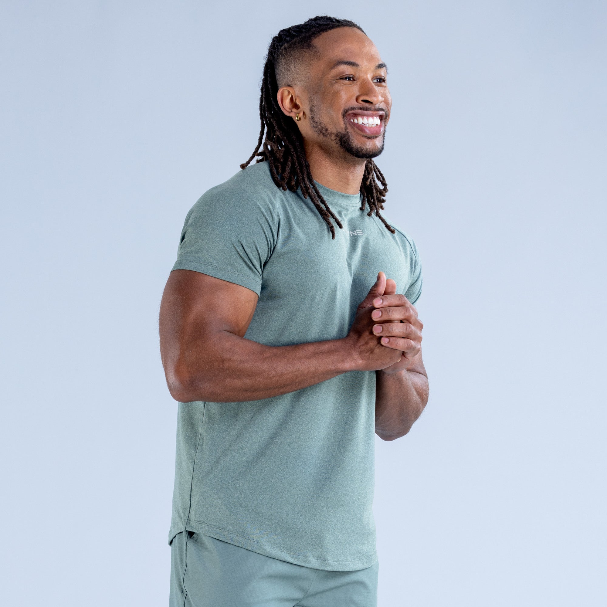 Camiseta DFYNE Stealth Training Hombre Verde Oliva | 7291-UJLEY