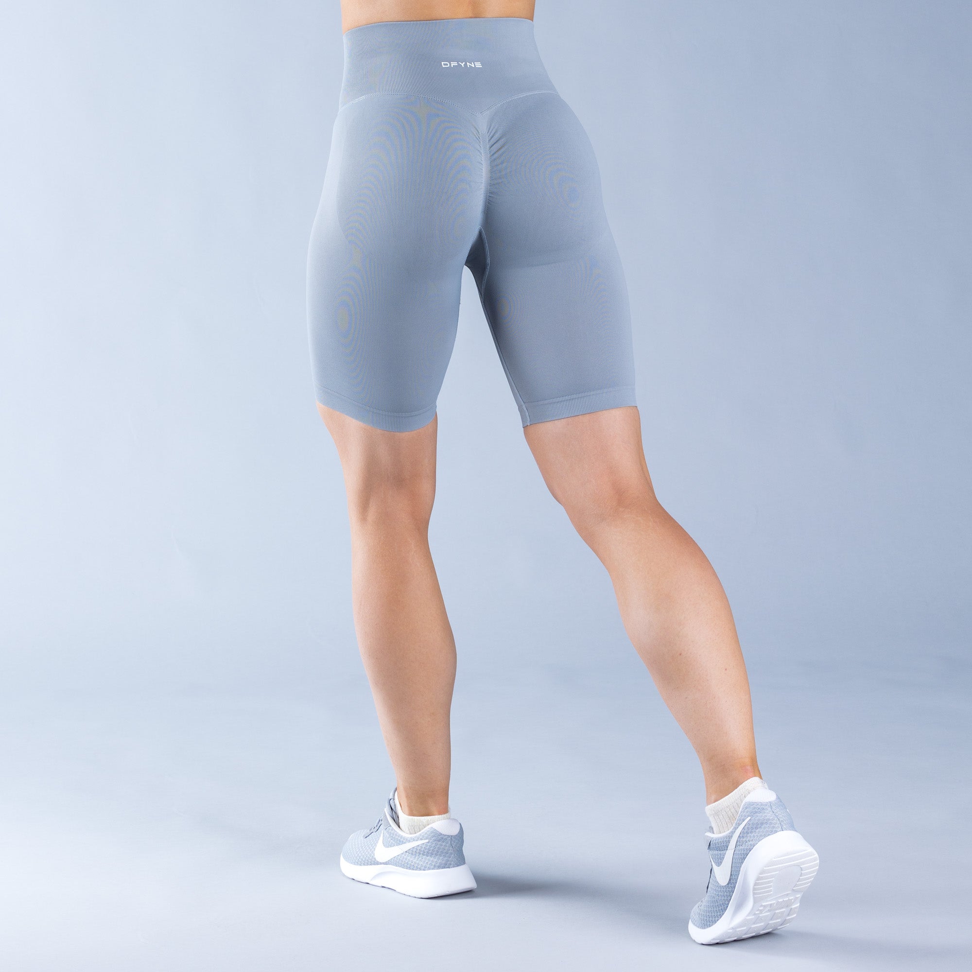 Shorts DFYNE Dynamic Mujer Gris Claro | 1025-OZDSF
