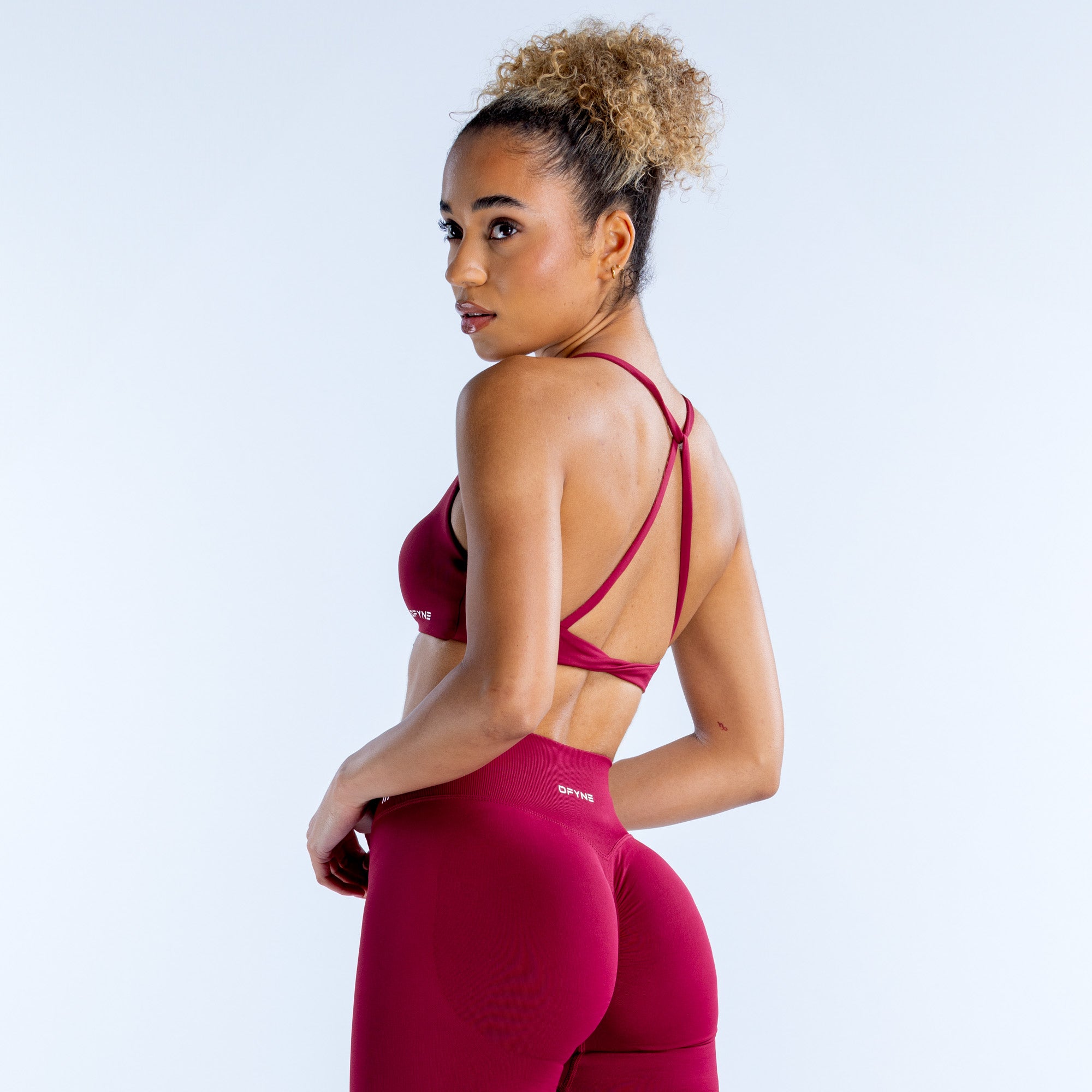 Sujetador Deportivo DFYNE Dynamic Twist Back Mujer Fucsia | 7349-ORCFT