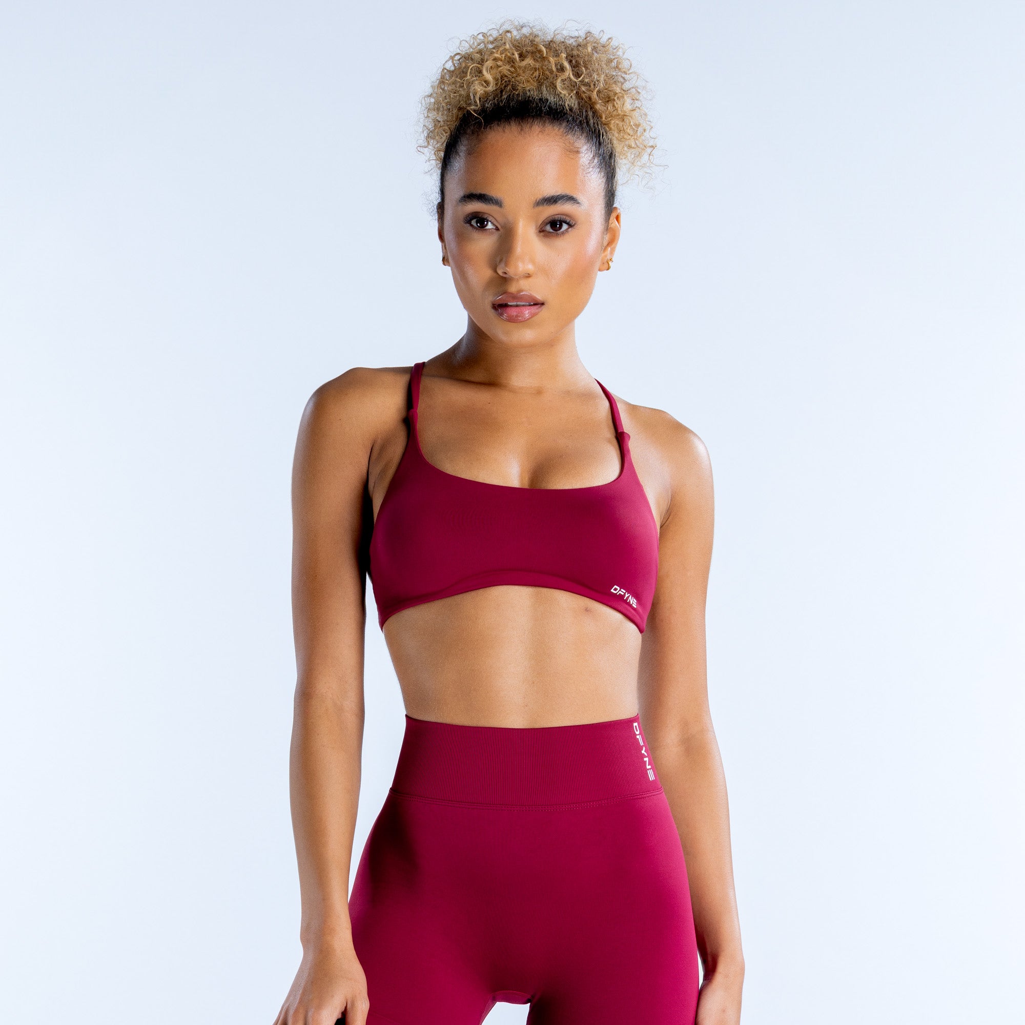 Sujetador Deportivo DFYNE Dynamic Twist Back Mujer Fucsia | 7349-ORCFT