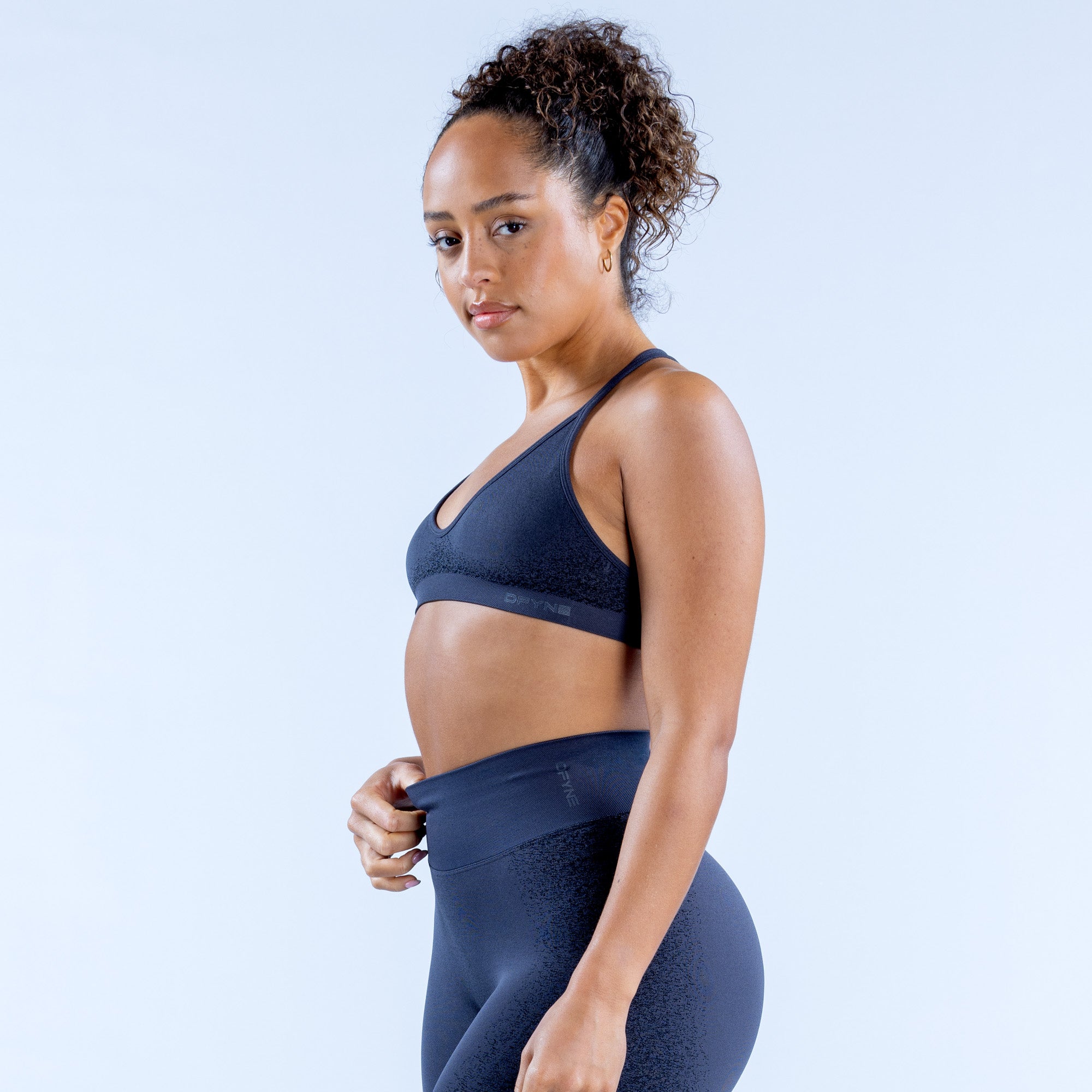 Sujetador Deportivo DFYNE Ignite Cross Back Mujer Gris | 7563-IOUNL