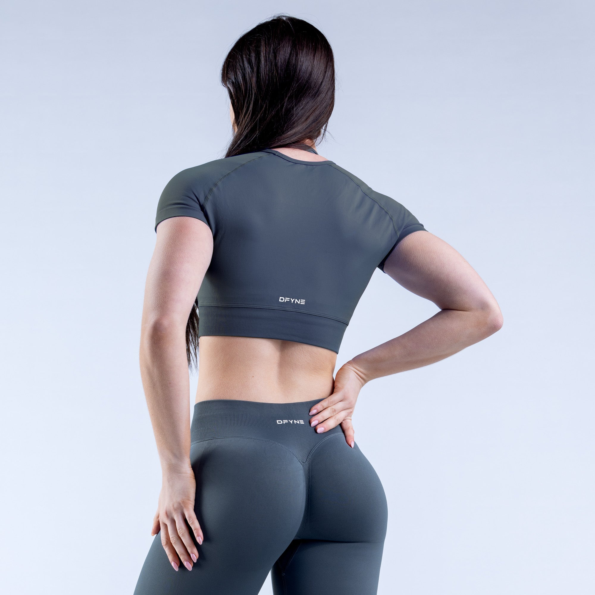 Top DFYNE Impact Crop Mujer Gris | 8619-DGPFX