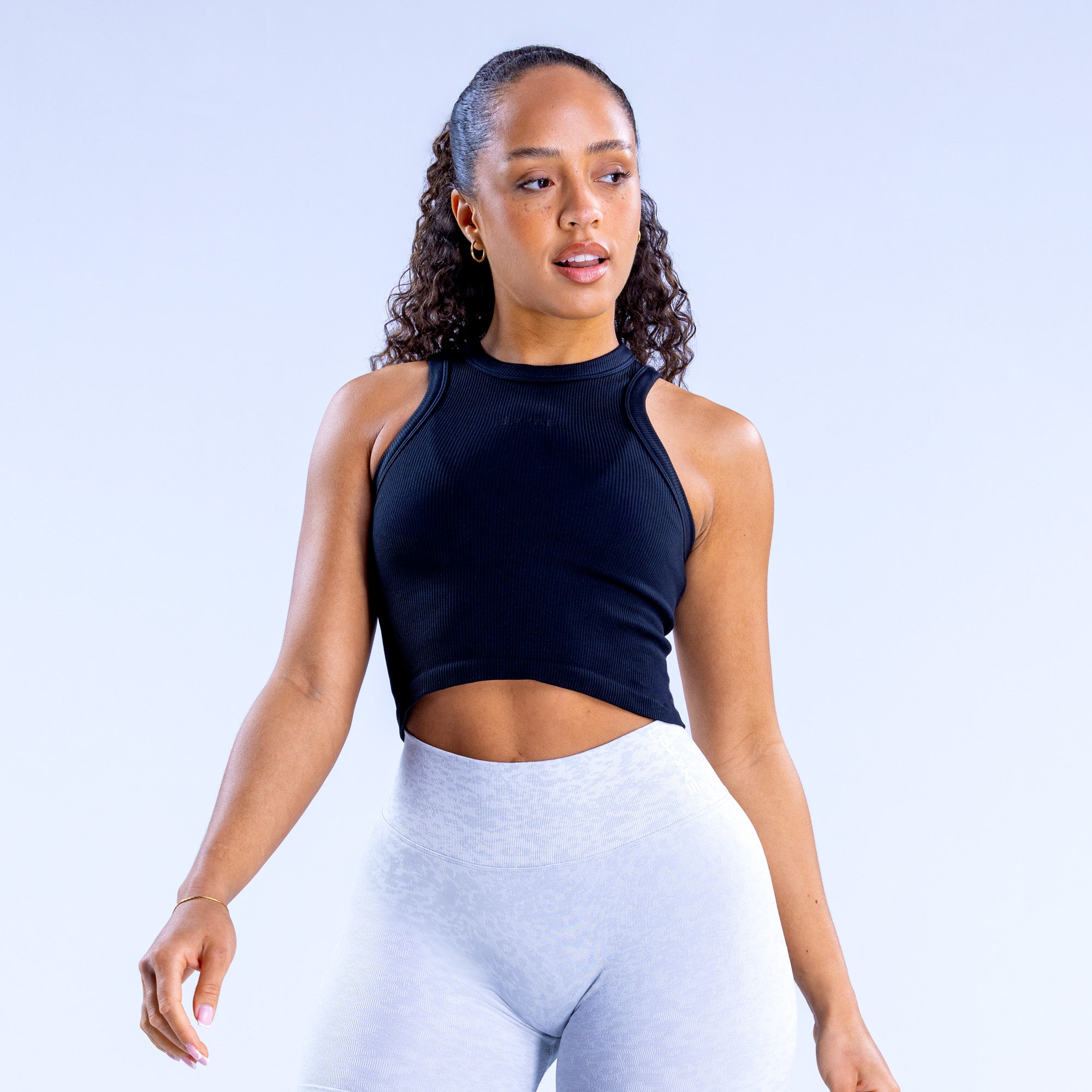 Top DFYNE Revive Racer Mujer Negras | 8932-CPMJG